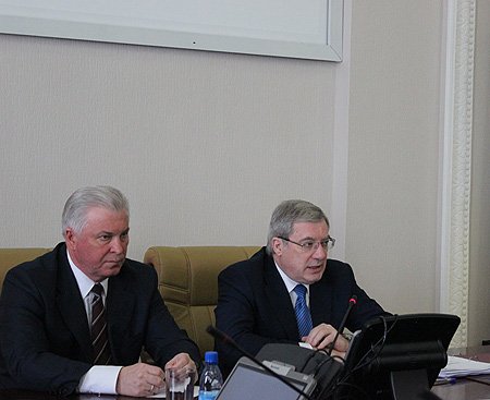Полпред: необходимо создать особый инвестиционный климат, систему стимулов, чтобы частные инвесторы были заинтересованы работать именно 
в регионах Восточной Сибири