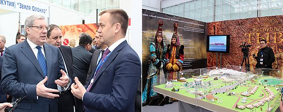 Виктор Толоконский и губернатор Иркутской области Сергей Ерощенко в ходе осмотра выставки