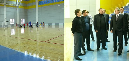 Виктор Толоконский осмотрел зал для мини-футбола